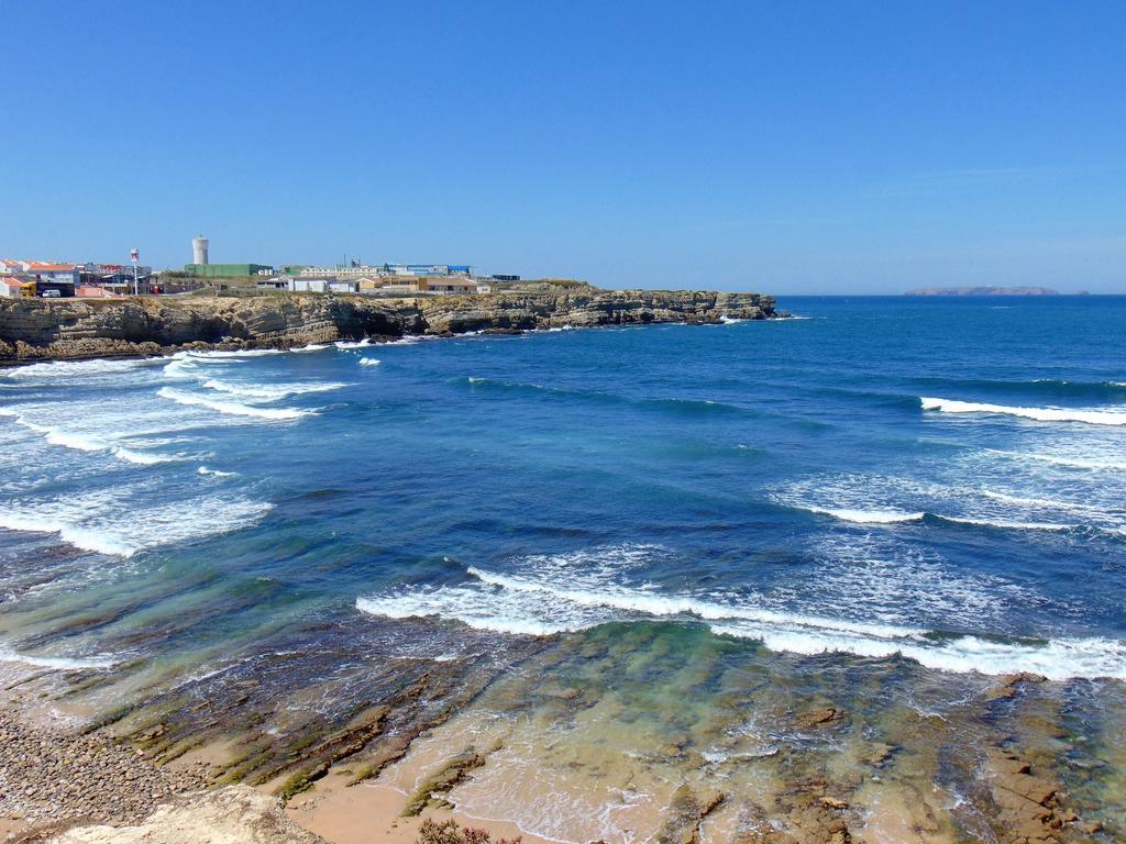 Surf Peniche - Ocean View Apartment Exterior photo